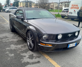Ford Mustang GT 4.6 V8 Convertibile