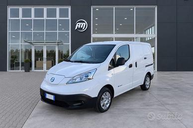 NISSAN e-NV200 Van