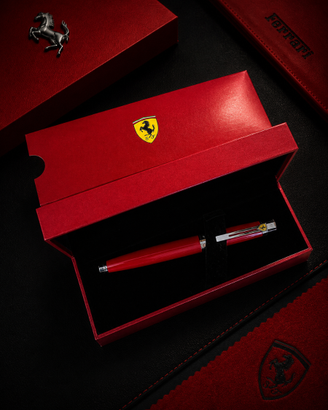 Penna Stilografica Sheaffer Ferrari rossa 300 New