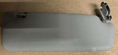 ALETTA PARASOLE ANTERIORE SX AUDI A1 2011> COL.GRI