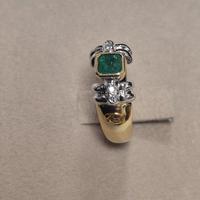 ANELLO SMERALDO E DIAMANTI RECARLO ORO GIALLO