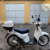 Aprilia Scarabeo 50 - 2012