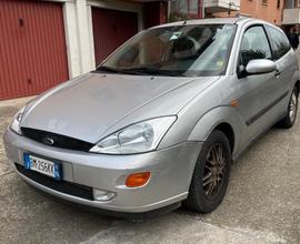 FORD Focus 1ª serie - 2000