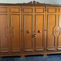 Camera da letto completa in legno – stile classico