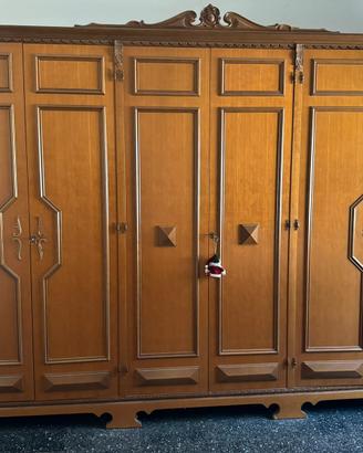 Camera da letto completa in legno – stile classico