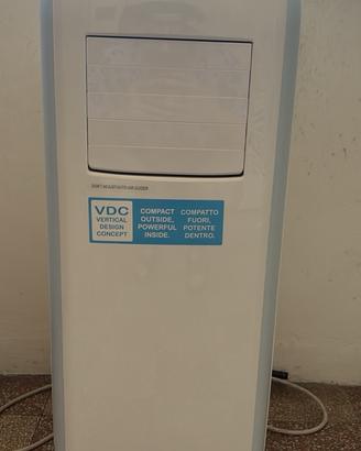 climatizzatore portatile con tubo espulsione