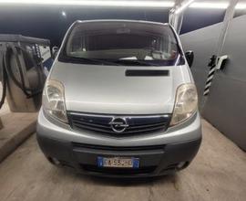 Opel vivaro 9 posti