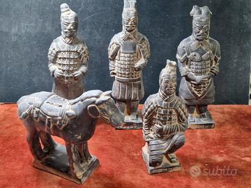 5 statuette cinesi in terracotta 