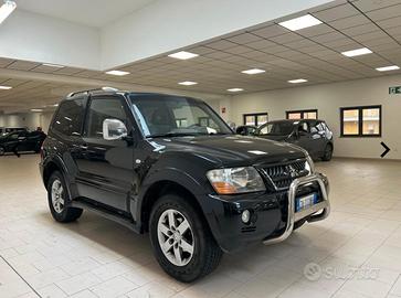 2005 Mitsubishi Pajero 3.2 - buone condizioni