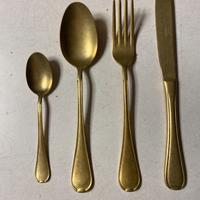 Servizio posate per 6 persone dorato Morinox