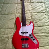 Squier By Fender Affinity Jazz Bass