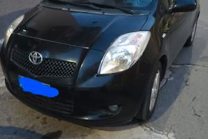 TOYOTA Yaris - 2007