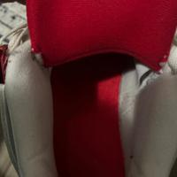 Air jordan4 metallic red