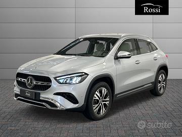 MERCEDES - VETTURE GLA 180 d Automatic N61355