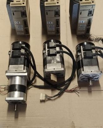 Azionamenti Omron per Controllo assi (kit da 3+3)