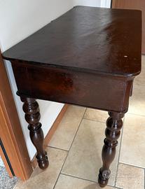 Tavolino / Console in noce massello