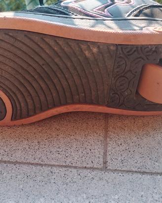 scarpe originali Heelys con rotelle