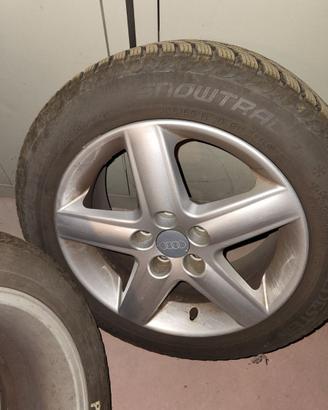 Golf 7/Audi A3 2016 - Cerchi in lega con gomme M+S