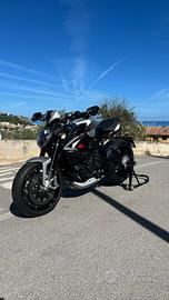 MV AGUSTA DRAGSTER 800 RR 140cv