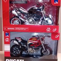 Lotto moto Ducati: NewRay, monster black nuove