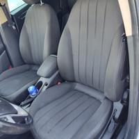 Sedile anteriore dx LANCIA DELTA del 2013