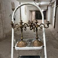 Coppia di candelabri in ottone