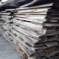 Legna da ardere da tagliare tavole stagionate