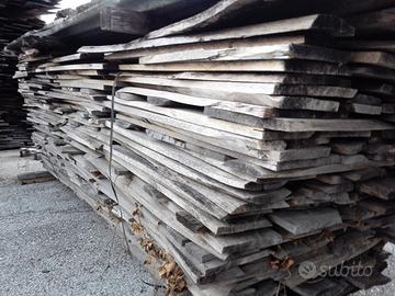 Legna da ardere da tagliare tavole stagionate
