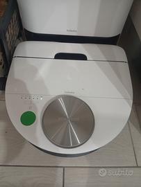 robot aspirapolvere 