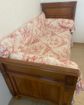Letto primi '900 in legno intagliato a mano