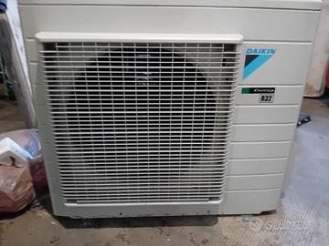 DAIKIN 1800btu model  rxm60m2v1b unita esterna