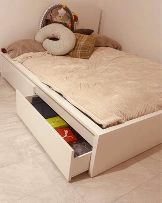 Letto Ikea Malm bianco matrimoniale con 4 cassetti