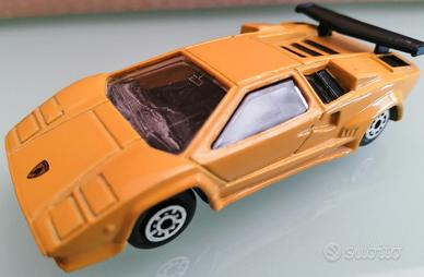 Microcar Maisto modello Lamborghini Countach Giall