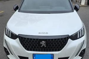 Peugeto 2008 GT