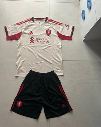 Completino calcio Liverpool 2026
