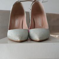 Scarpe con tacco