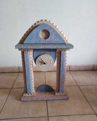 Orologio in pietra leccase e carparo