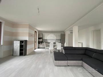 4 LOCALI A LONATO DEL GARDA