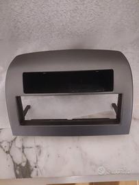Adattatore stereo lancia y