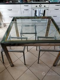 tavolo in vetro temperato 