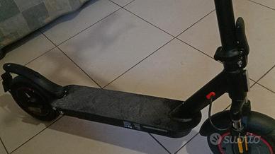 monopattino elettrico per adulti 
