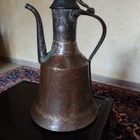 brocca vecchia in rame