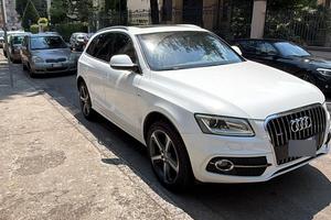 Audi Q5 2.0 190cv S-line plus