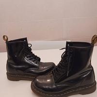 scarponcini dr Martens nero lucido taglia 38
