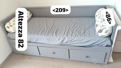 Divano letto + Matrimoniale + 3 cassetti 