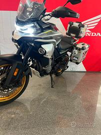 Cf Moto 800MT n39°