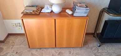 mobiletto in legno