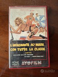 VHS rara l'insegnante al mare con tutta la classe