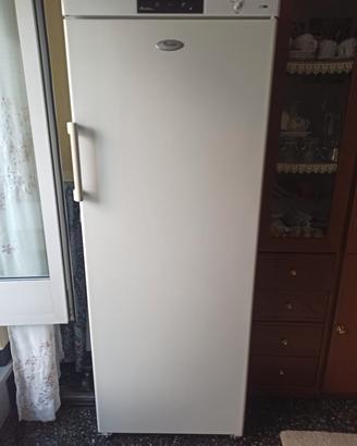 freezer congelatore verticale Whirlpool 