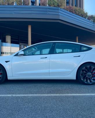 Tesla Model 3 Performance 09/2021